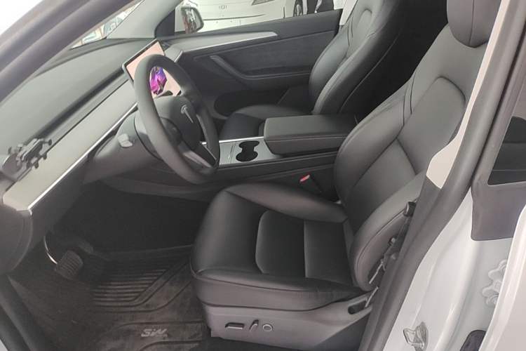 Used Tesla Model Y 2024 Rear-Wheel-Drive Version