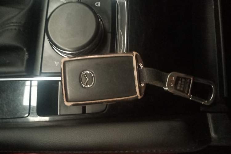 Used Mazda 3 Axela 2023 2.0L Automatic ZhiXuan Edition
