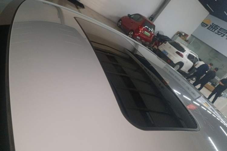 Used Roewe i5 2021 1.5L CVT Platinum Edition Roof