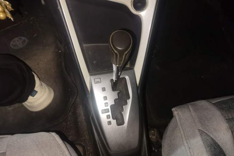 Used Toyota YARiS L Zhi Xuan 2015 1.5G Automatic Xuan Dong Sunroof Special Edition