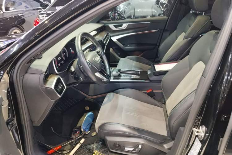 Used Audi A6L 2023 40 TFSI Luxury Dynamic Model
