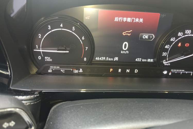 Used Lincoln Corsair 2021 2.0T Two-Wheel Drive Deluxe Edition Odometer Close Up