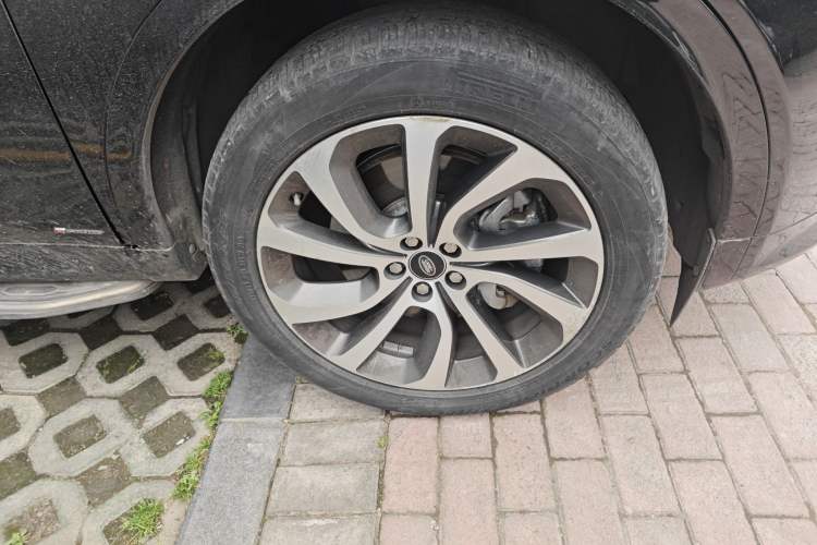 Used Land Rover Discovery Sport 2020 249 PS R-Dynamic Performance Edition
