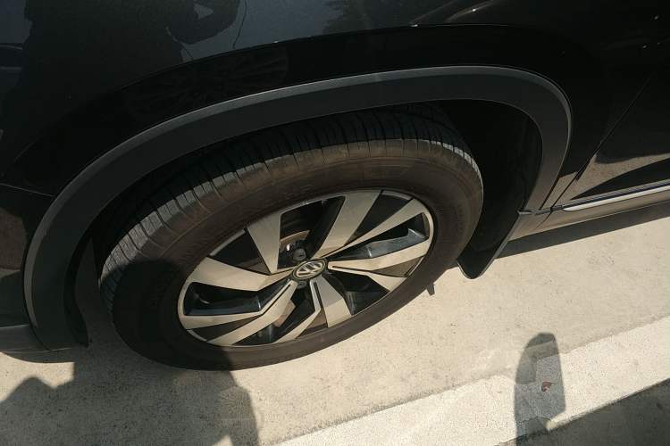 Used Volkswagen Tayron 2020 330TSI Two-Wheel Drive Luxury Smart Connectivity Version
