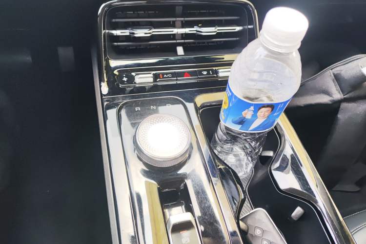 Used Wuling Xingguang 2024 Co-Creation Edition 410 Standard Model