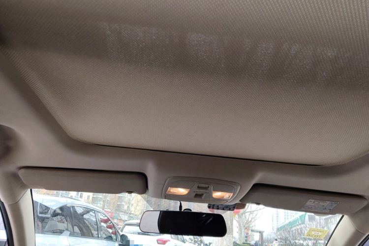 Used Suzuki S-Cross 2014 1.6L CVT Two-Wheel Drive Elite Version
