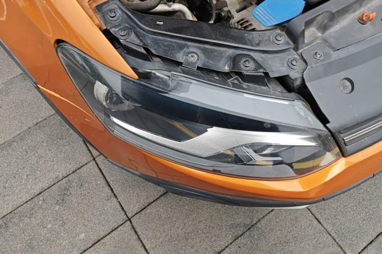 Used Volkswagen Polo 2014 1.6L Cross Polo Automatic