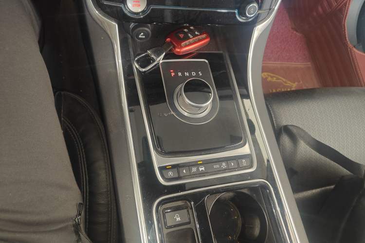 Used Jaguar XF 2016 XF 2.0T Two-Wheel-Drive Luxury Edition