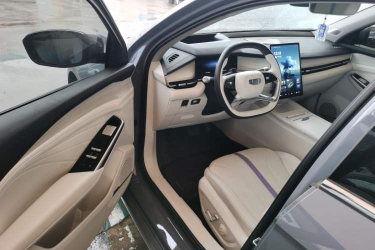 Used Geely Auto Preface 2024 Zhiqing 1.5TD Tiangong Edition Driver Seat