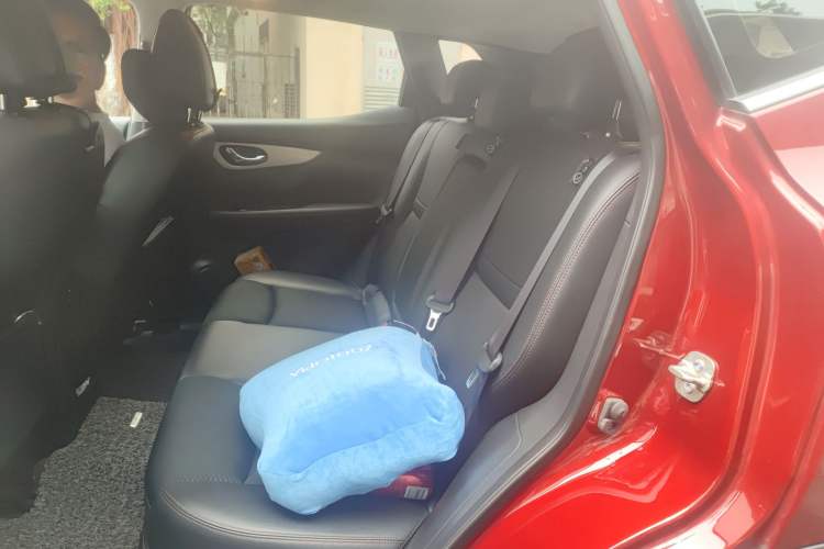 Used Nissan Qashqai 2019 2.0L CVT Luxury Edition Left Rear Seat