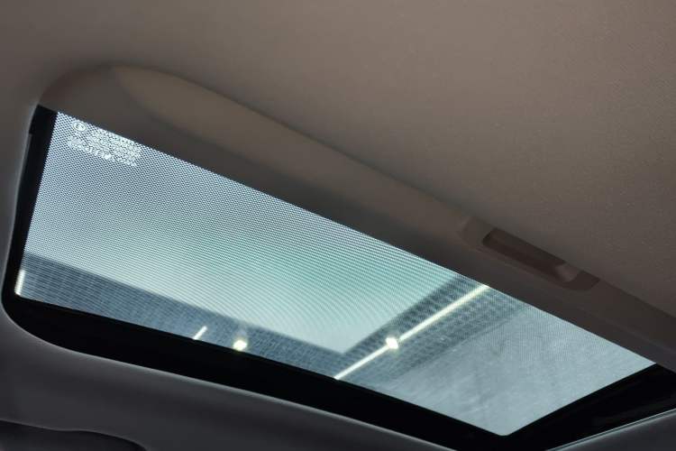 Used Geely Auto Vision X3 2021 PRO 1.5L CVT Deluxe Model