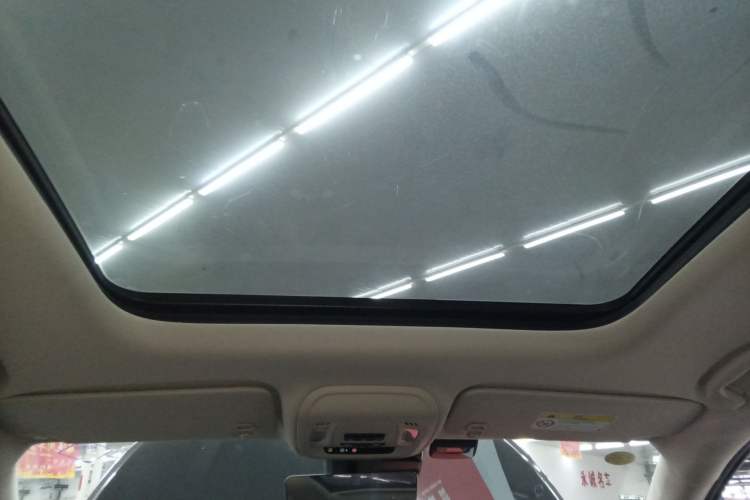 Used Buick Envision 2022 Encore Plus 652T Five-Seat Luxury Model