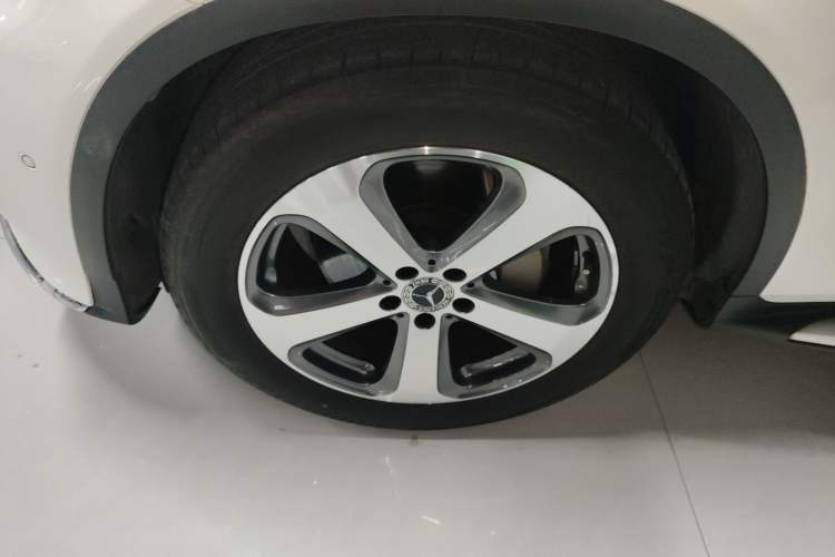 Used Mercedes-Benz GLC 2017 GLC 300 4MATIC Sport Edition