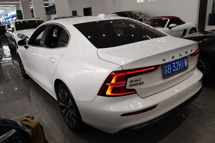 Used Volvo S60 2024 B4 Zhiyuan Luxury Edition