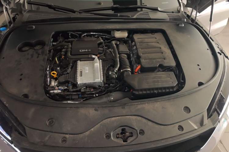 Used BYD Han 2025 DM-i 125KM Prestige Model
