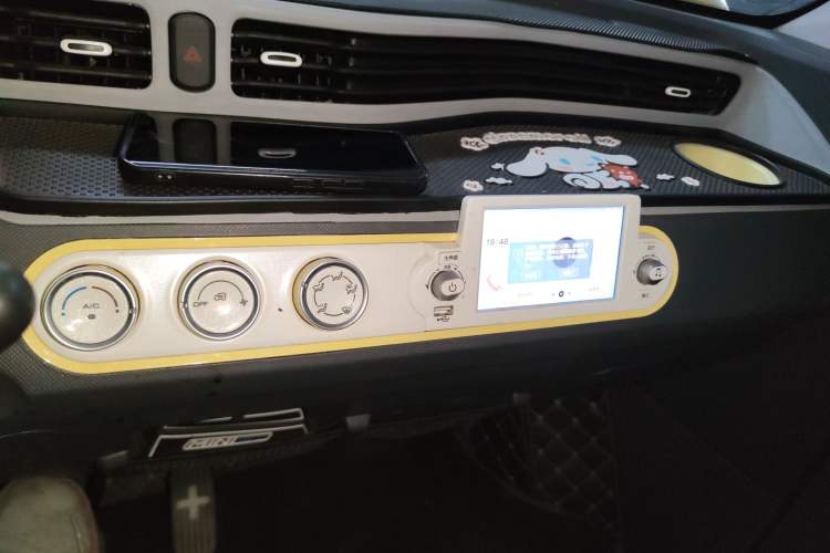 Used Wuling Hongguang MINIEV 2022 Macaron Premium Model – Lithium Iron Phosphate