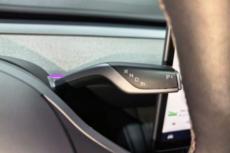 Used Tesla Model Y 2024 Rear-Wheel-Drive Version