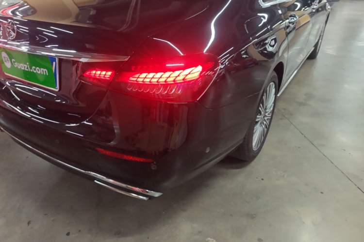 Used Mercedes-Benz E-Class 2022 Second Facelift E 300 L Fashion Edition
