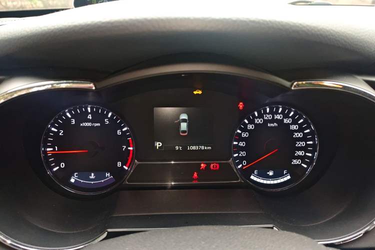 Used Kia K5 2015 2.0L Automatic LUX
