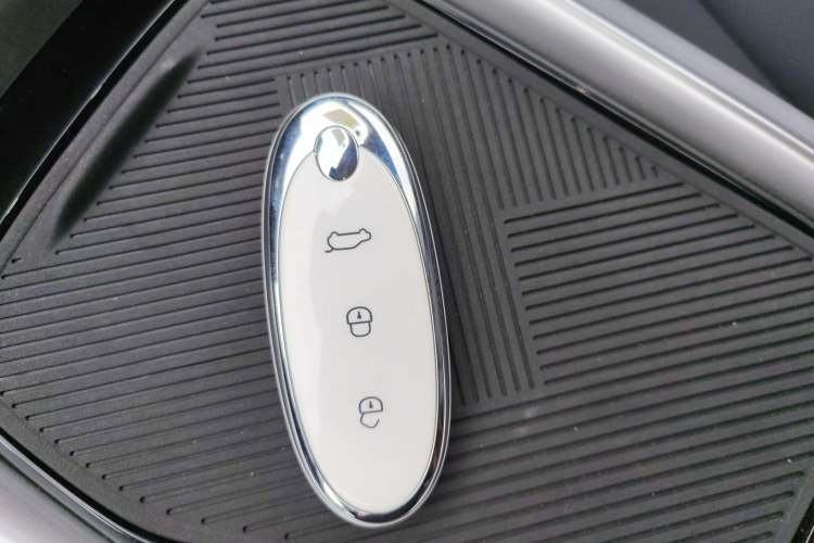 Used Dongfeng NAMMI 01 2024 New Edition 330 Air