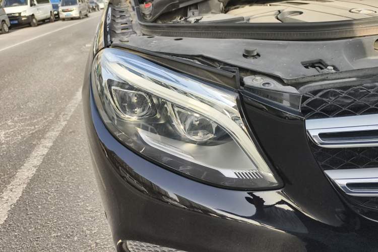 Used Mercedes-Benz GLE 2017 GLE 400 4MATIC Right Front Headlight