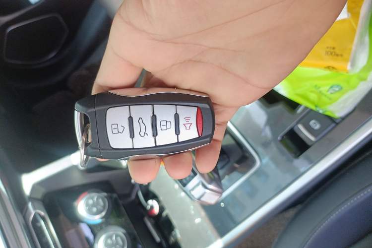 Used Haval H6 2021 Sport Edition 1.5T Automatic Elite Smart Connectivity Model with Hexagonal Grille