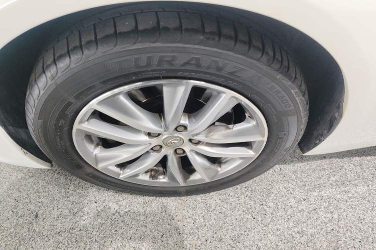 Used Infiniti Q50L 2016 2.0T Enjoyment Edition
