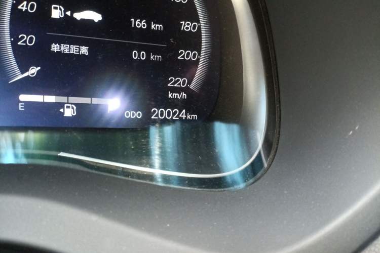 Used Toyota Venza 2023 2.0L CVT Two-Wheel Drive Prestige Version Odometer Close Up