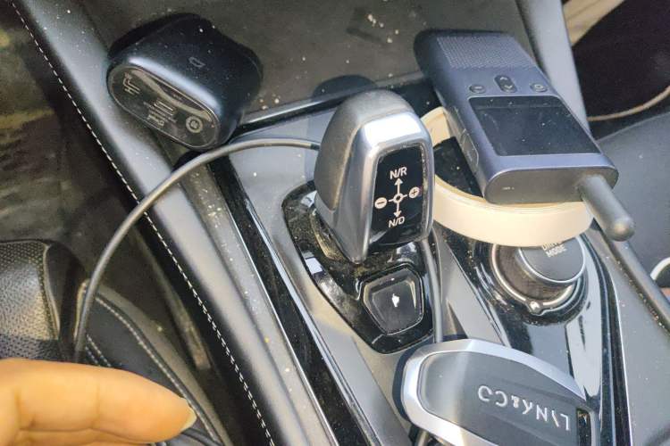 Used Lynk & Co 03 2021 1.5TD DCT JingPro Gear Lever