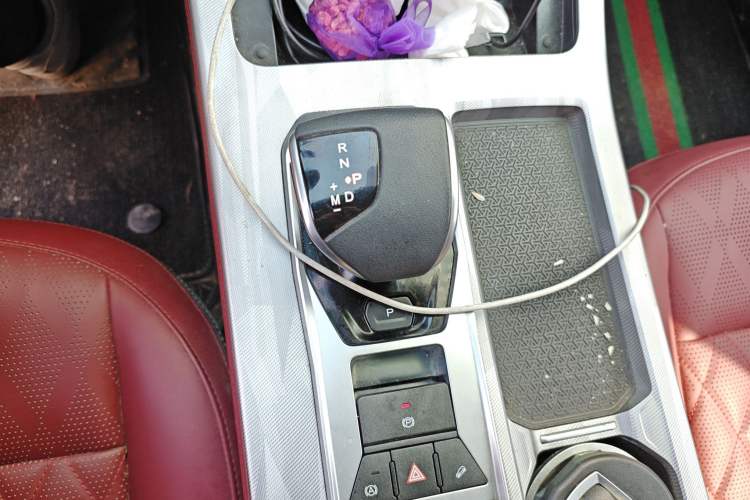 Used JETOUR X70 PLUS 2023 1.5T DCT Brave PLUS 5-Seater
