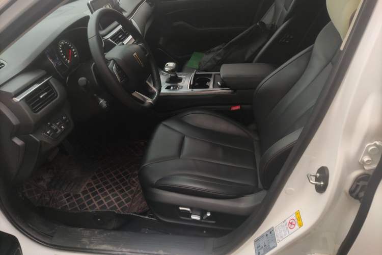 Used Hongqi H5 2022 Classic Model 1.8T Automatic Smart Connect Flagship Edition
