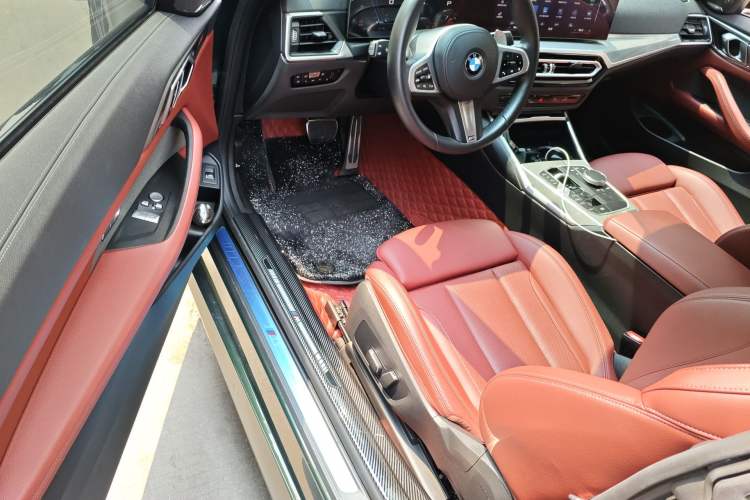 Used BMW 4 Series 2023 430i M Sport Night Edition Driver Seat