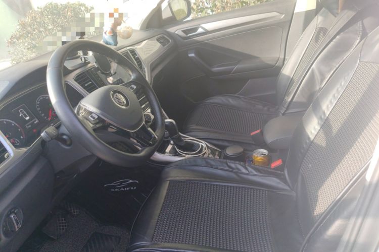 Used Volkswagen T-ROC 2018 280TSI DSG Two-Wheel Drive Advanced Version China V Emission Standard
