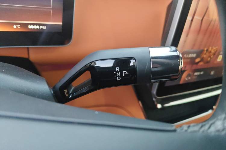 Used Geely Galaxy LEVC L380 2025 805 km Flagship Version All-Wheel Drive