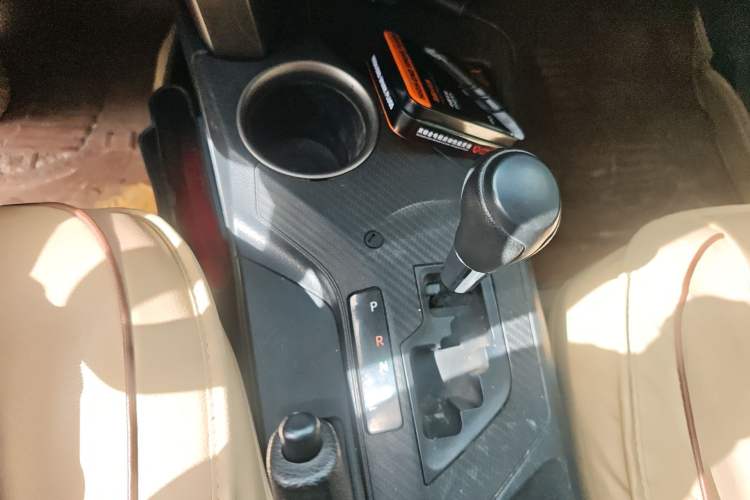 Used Toyota RAV4 2013 2.0L CVT Two-Wheel Drive Urban Edition
