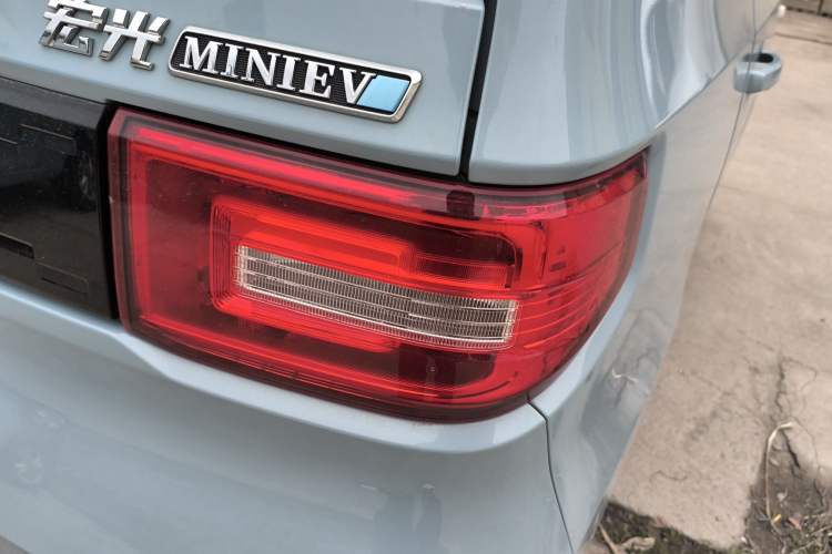 Used Wuling Hongguang MINIEV 2020 Freedom Version Lithium Iron Phosphate