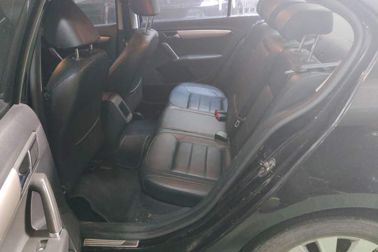 Used Volkswagen Lavida 2013 1.6L Manual Comfort Edition