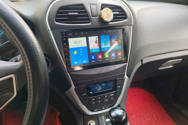 Used GAC Trumpchi GS5 2013 1.8T Automatic All-Wheel-Drive Luxury Edition Audio And AC Panel