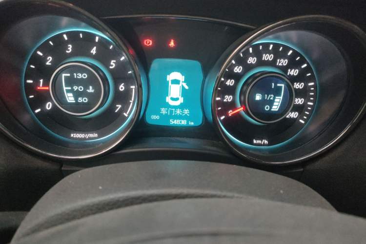 Used BAIC Senova D50 2015 1.5L Manual Comfort Value Navigation Edition
