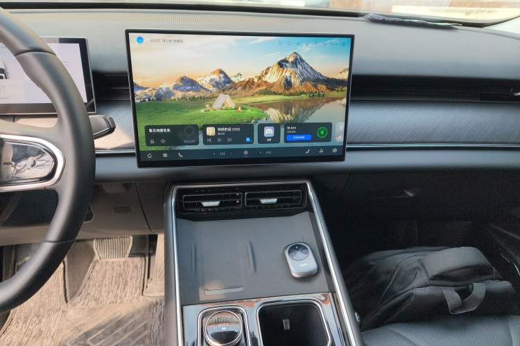 Used Chery Fengyun T9 2024 120 Long-Range Comfort Version 5-Seater with Ternary Lithium Battery Audio And AC Panel