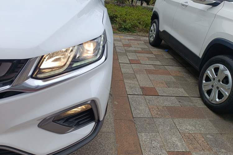 Used Geely Auto Coolray 2019 260T DCT Knight China VI Standard
