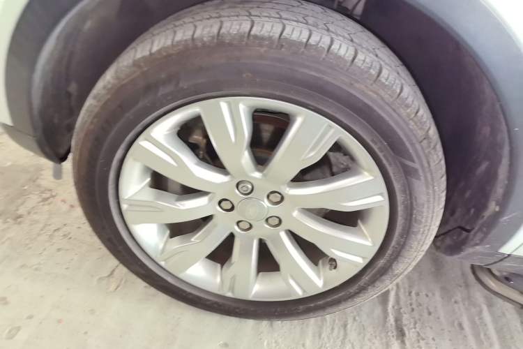 Used Land Rover Discovery Sport 2016 2.0T HSE LUXURY Exterior 2