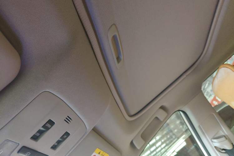 Used Toyota RAV4 2013 2.0L CVT Four-Wheel Drive New Edition
