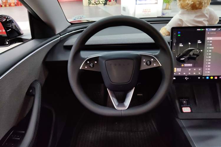 Used Tesla Model 3 2023 Rear-Wheel-Drive Version