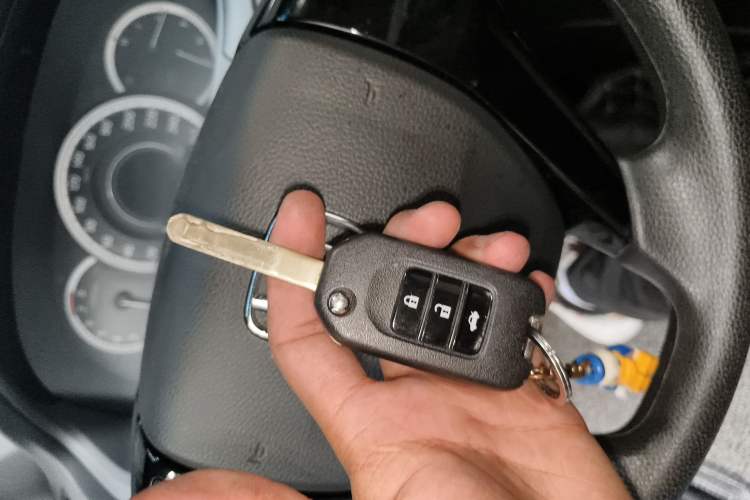 Used Honda Accord 2016 2.0L Comfort Edition Vehicle Key