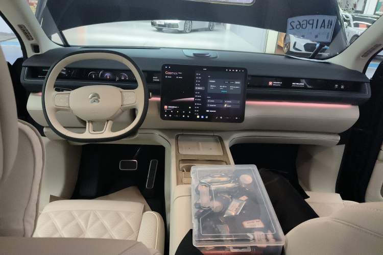 Used Nio ES8 2026 Model 6-seat Executive Luxury Edition Center Console