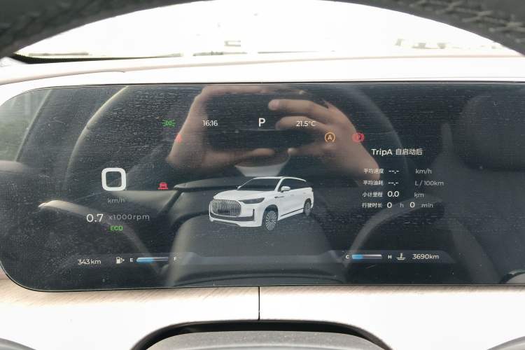 Used Chery Tiggo 9 2025 2.0T Automatic Two-Wheel Drive Luxury Edition 5 Seats Instrument Cluster