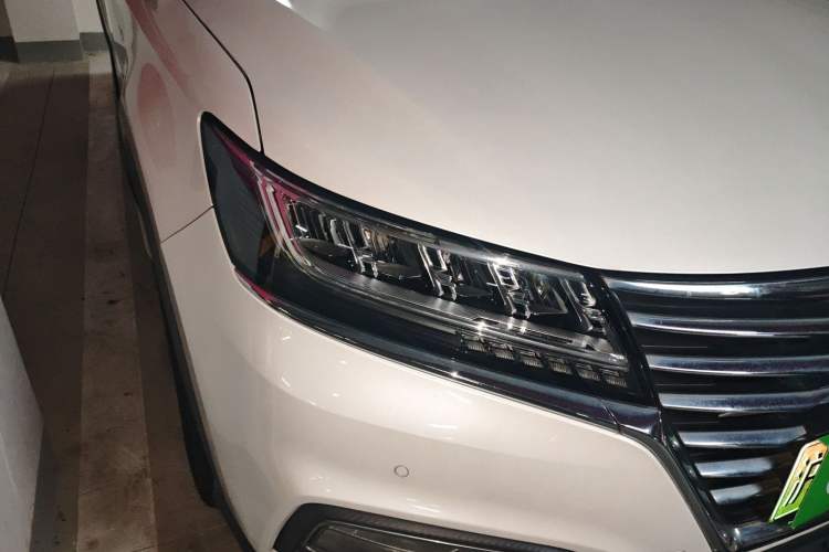 Used Roewe RX5 New Energy 2017 eRX5 50T Hybrid Connected Prestige Flagship Edition
