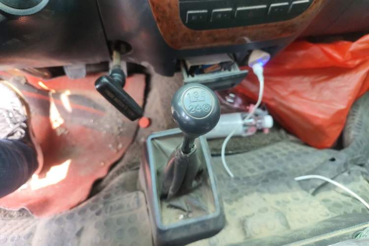 Used Golden Dragon Hiace 