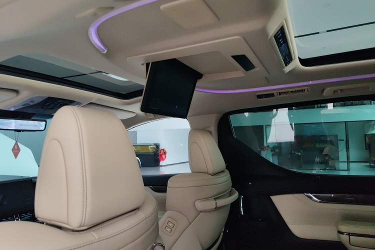 Used Toyota Alphard 2020 Dual-Engine 2.5L Prestige Edition